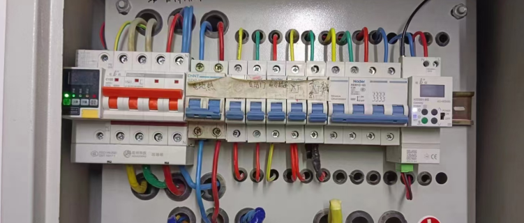 电保智能断路器：；；；；；ぜ揖拥缌ο低车男乱淮际